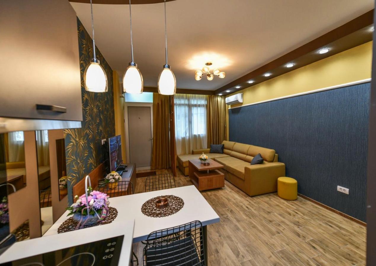 קראלג'בו Apartman Dolar מראה חיצוני תמונה